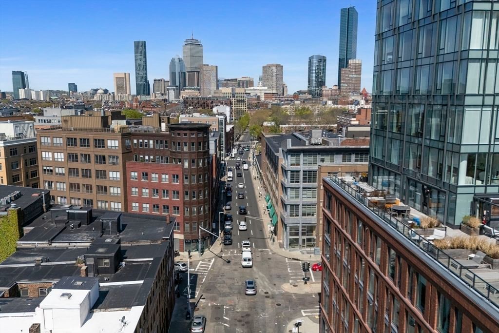 410 Harrison Ave Boston — Photo 12 of 22