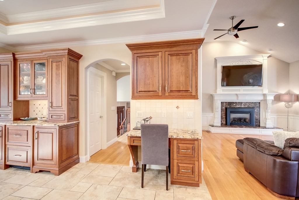 186 Tanglewood Drive Longmeadow — Photo 21 of 42