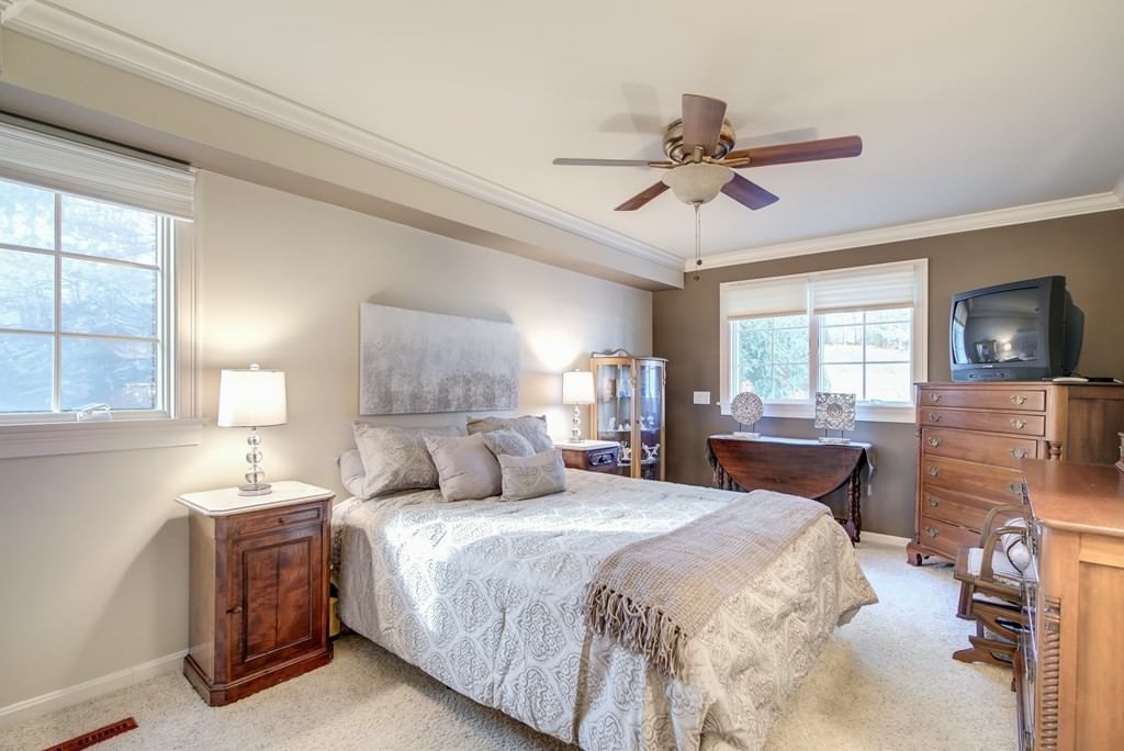 186 Tanglewood Drive Longmeadow — Photo 26 of 42