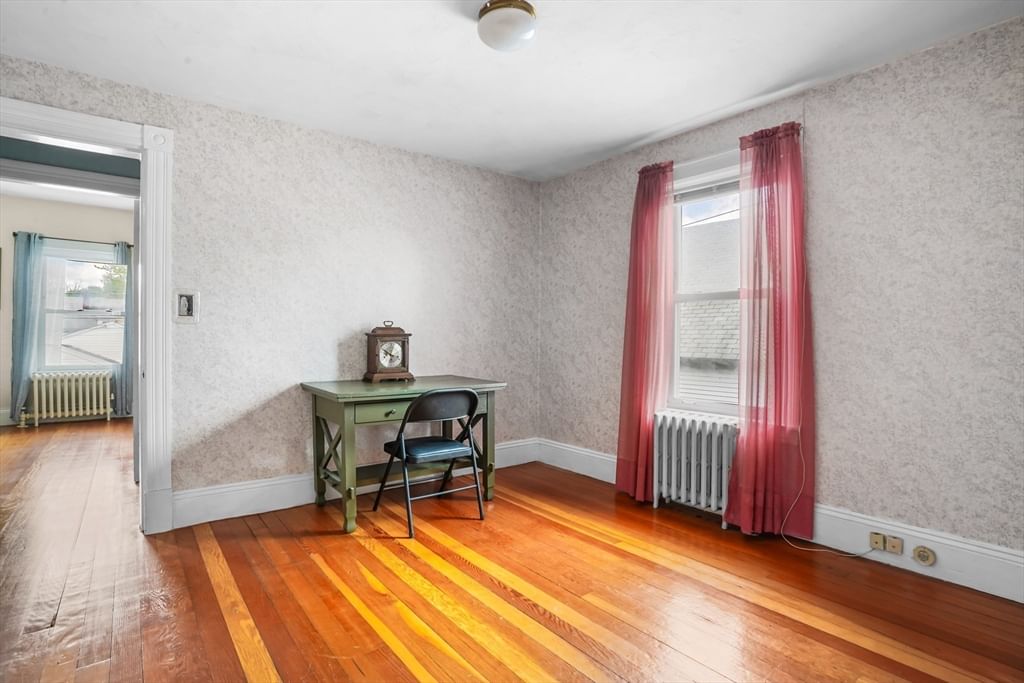 122 S Walker St, Lowell, MA Photo #7