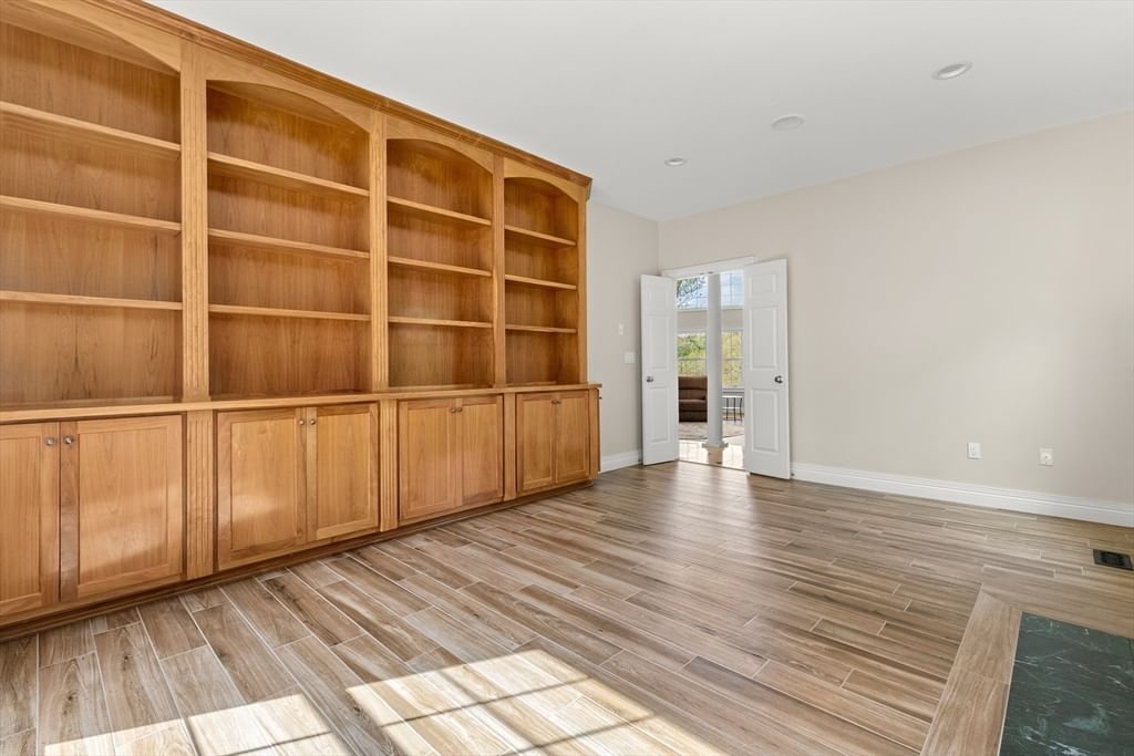 41 Baldpate Rd Georgetown — Photo 16 of 42