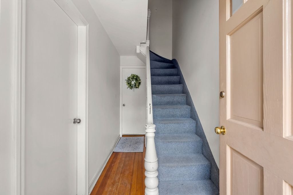 652 E 2nd St Boston — Photo 15 of 28