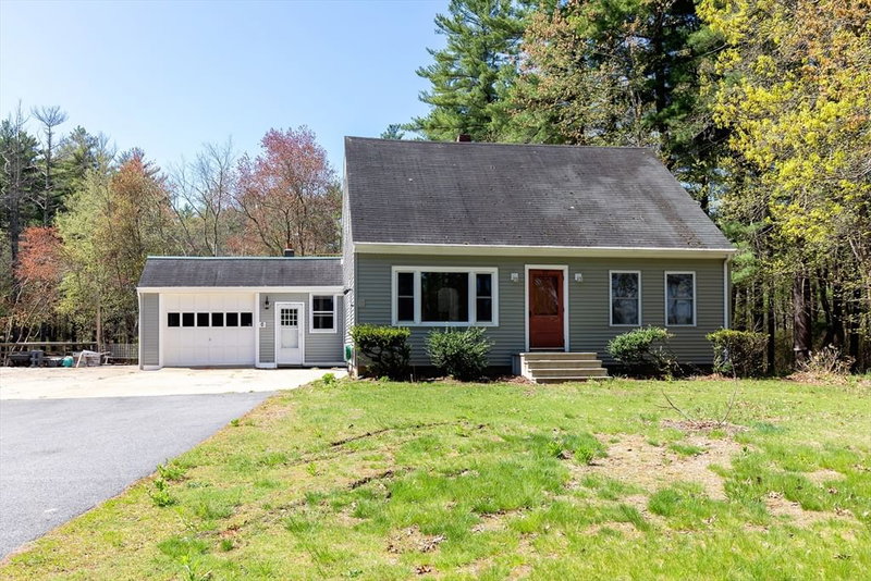 Property at 52 Clear Pond Rd, Lakeville, MA 02347