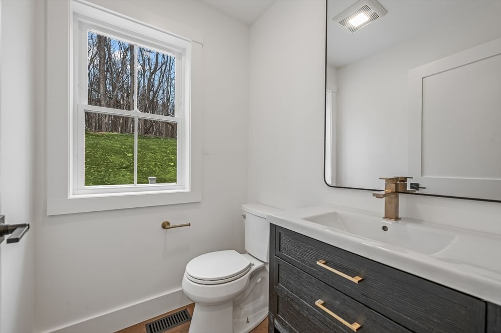 36 Belvidere Rd Haverhill — Photo 13 of 19