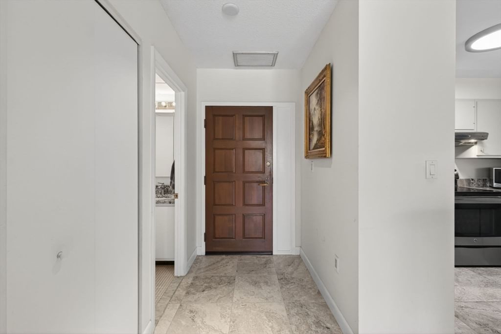 210 Nahanton #117 Newton — Photo 21 of 37