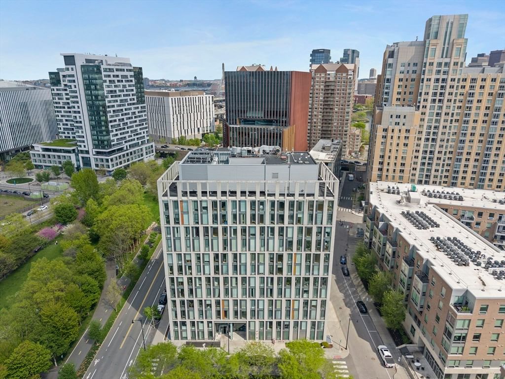 2 Earhart St #308 Cambridge — Photo 16 of 20