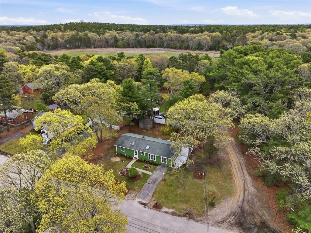 94 Edgewater Drive Wareham — Photo 11 of 34