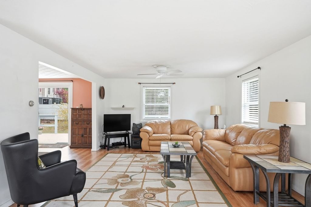 94 Edgewater Drive Wareham — Photo 14 of 34