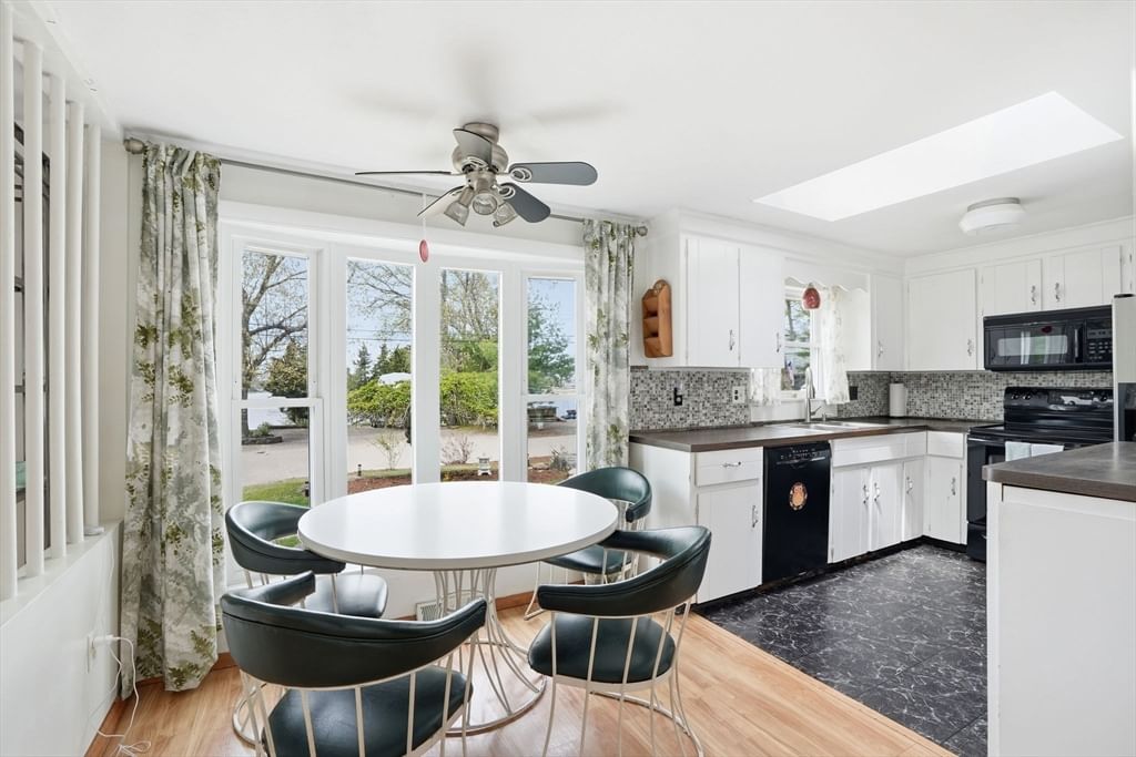94 Edgewater Drive Wareham — Photo 20 of 34