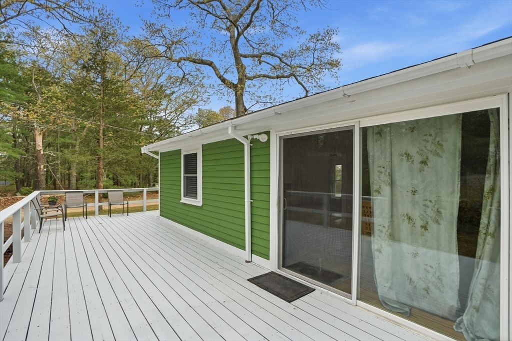 94 Edgewater Drive Wareham — Photo 6 of 34