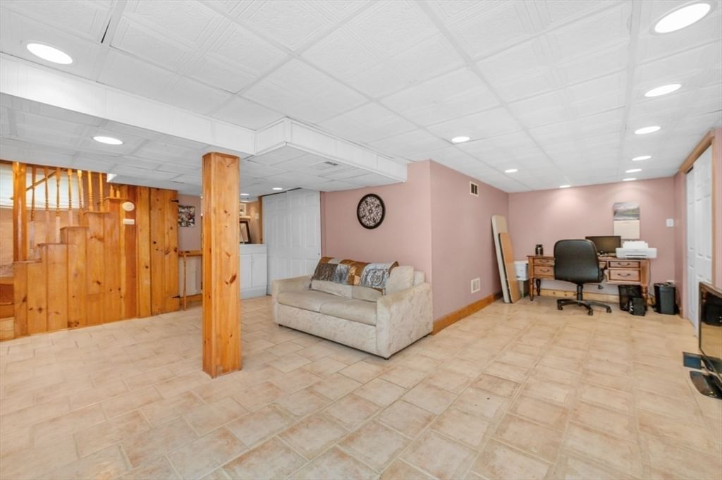 24 Sylvia Street Lynn — Photo 17 of 29