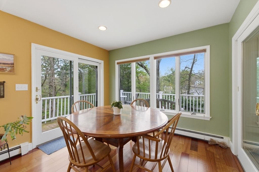 9 Woodcliffe Road Lexington — Photo 4 of 39