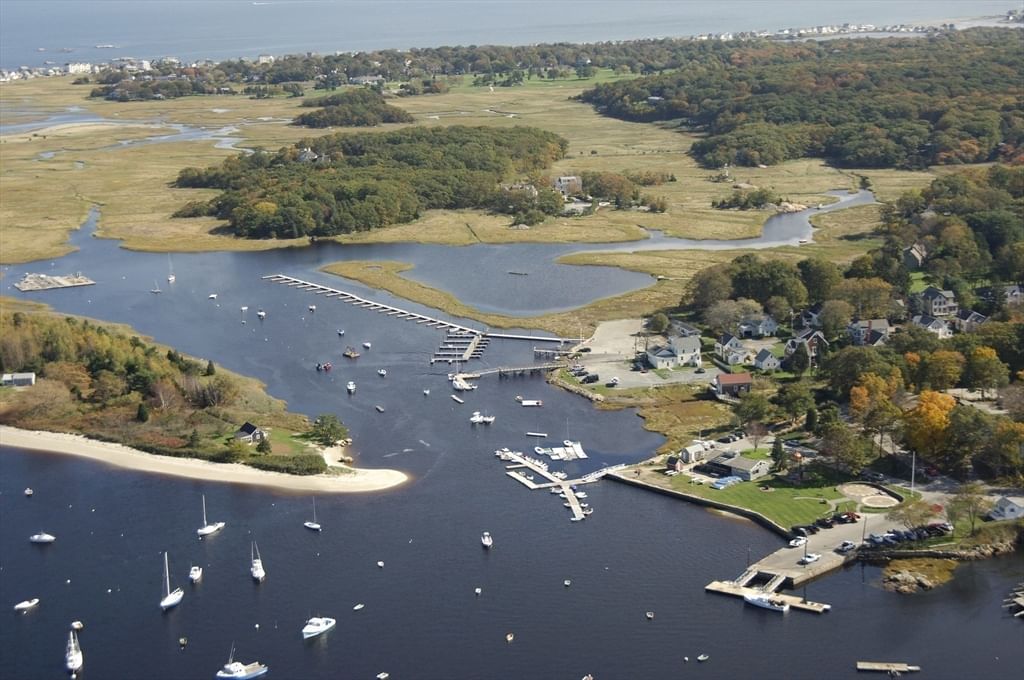 26 Lamberts Cohasset — Photo 12 of 15