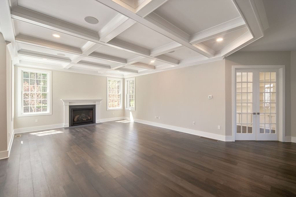 9 Schaffner Ln, Dover, MA 02030 photo 3