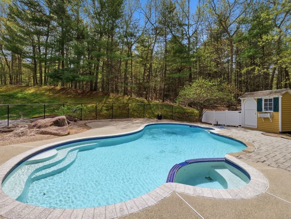 10 Hawk Ridge Rd Andover — Photo 31 of 32
