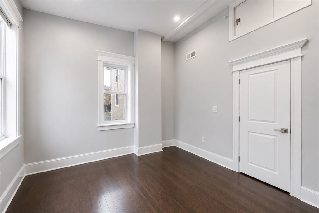 209 Green St Cambridge — Photo 36 of 41