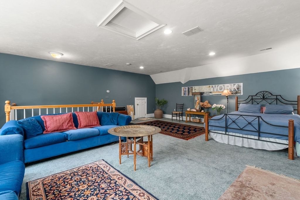 69 Nixon Rd Framingham — Photo 17 of 20
