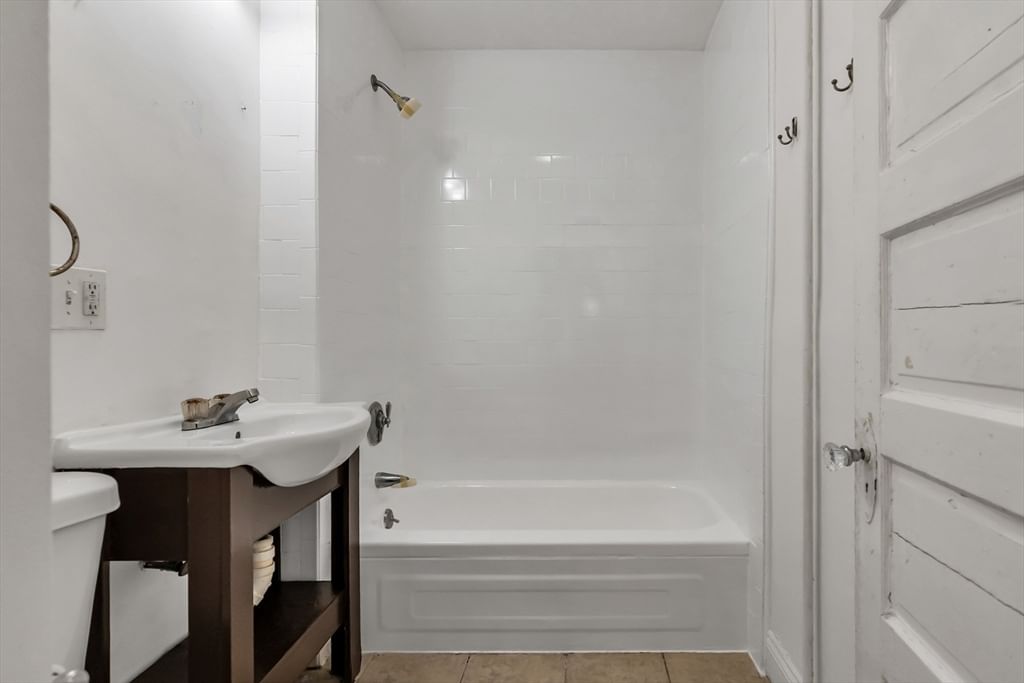 56 Ward St #3B Salem — Photo 12 of 14