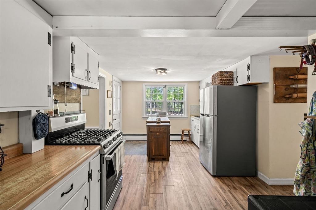 600 Main St, Ashby, MA 01431 photo 2