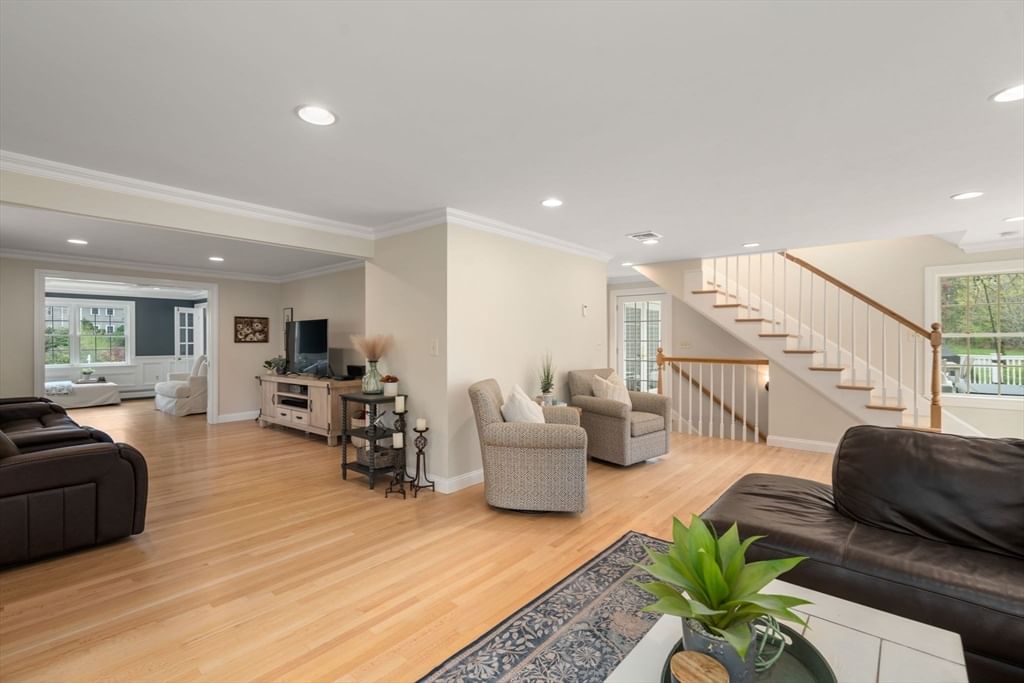 5 Harvard Drive, Sudbury, MA Photo #17