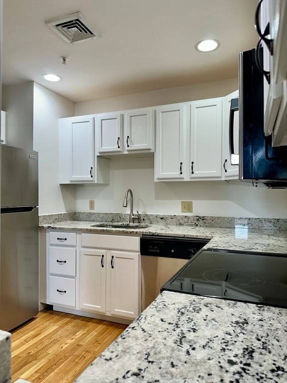 170 Oxford St #504 Lynn — Photo 4 of 33