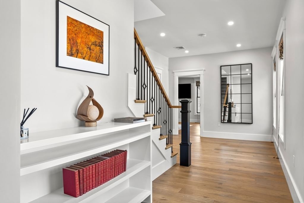 165 River St #2 Waltham — Photo 17 of 42