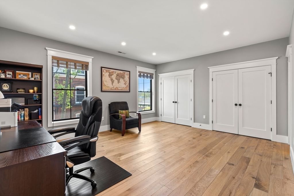 165 River St #2 Waltham — Photo 26 of 42