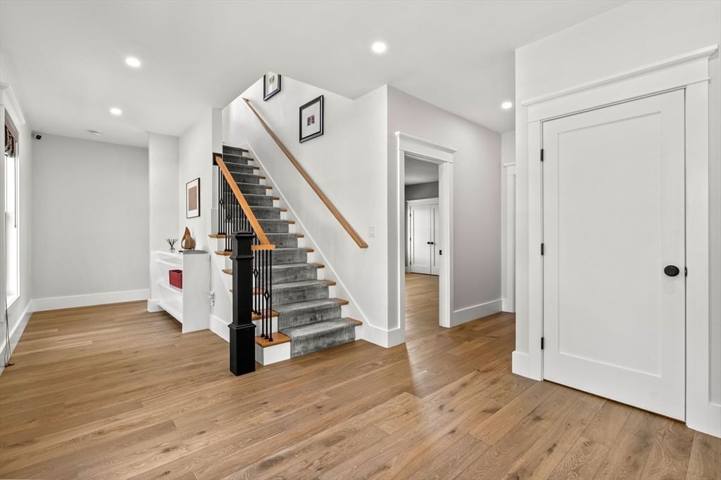 165 River St #2 Waltham — Photo 30 of 42