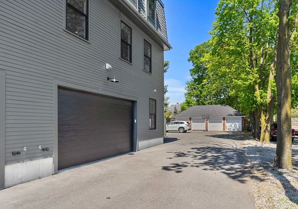 165 River St #2 Waltham — Photo 37 of 42