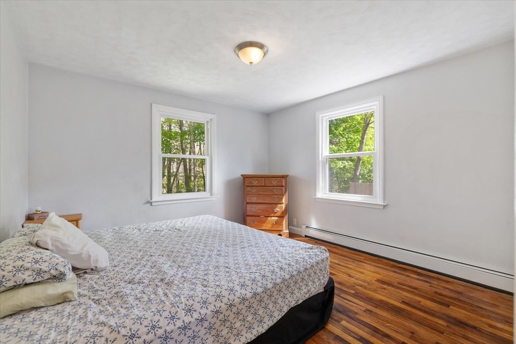376 Pleasant St, Paxton, MA 01612 photo 4