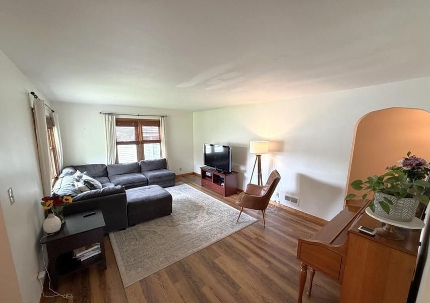 8 Mckinley Street, Adams, MA 01220 photo 4
