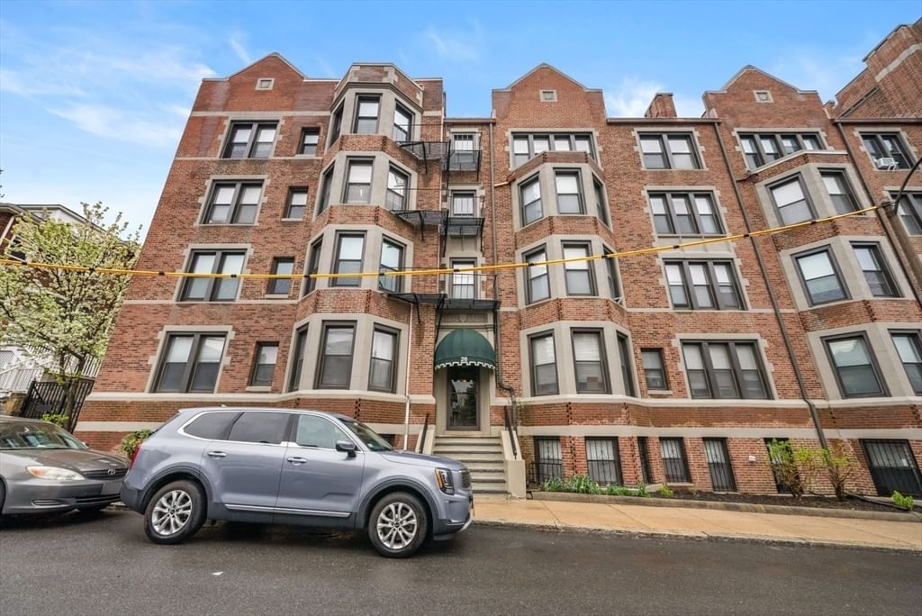 26 Commonwealth Ter #19 Boston — Photo 4 of 23