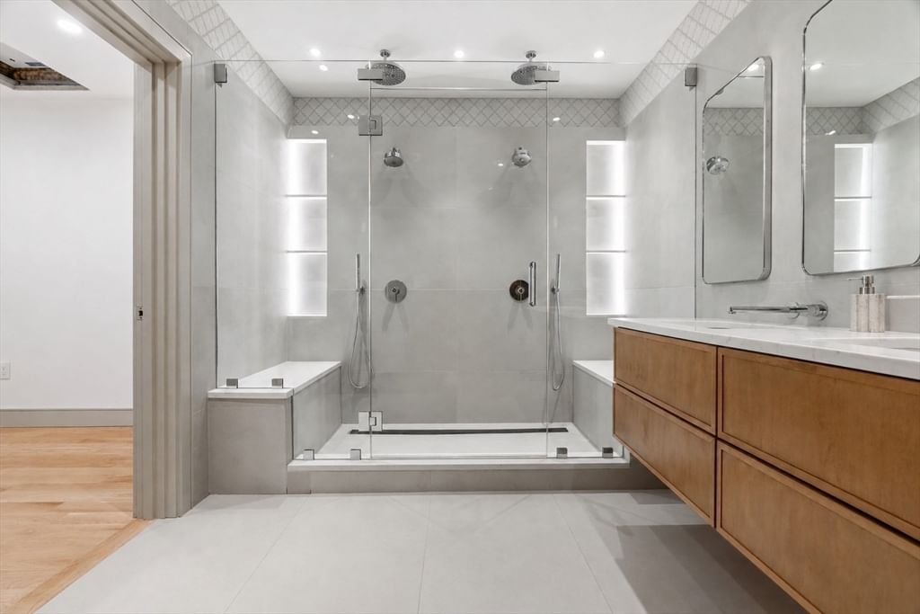 92 Sewall Ave #2C Brookline — Photo 8 of 9