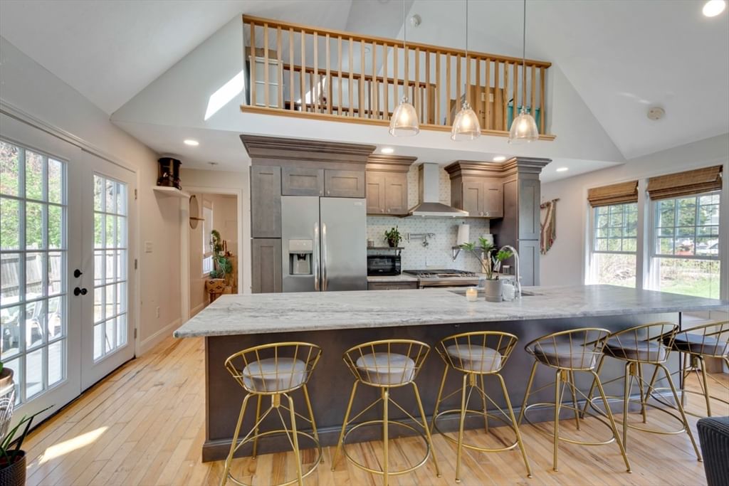 1028 Ocean Street Marshfield — Photo 10 of 42