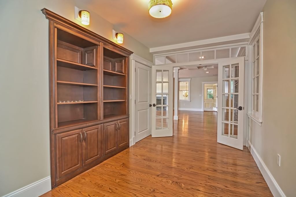 91 University Rd #2 Brookline — Photo 11 of 39