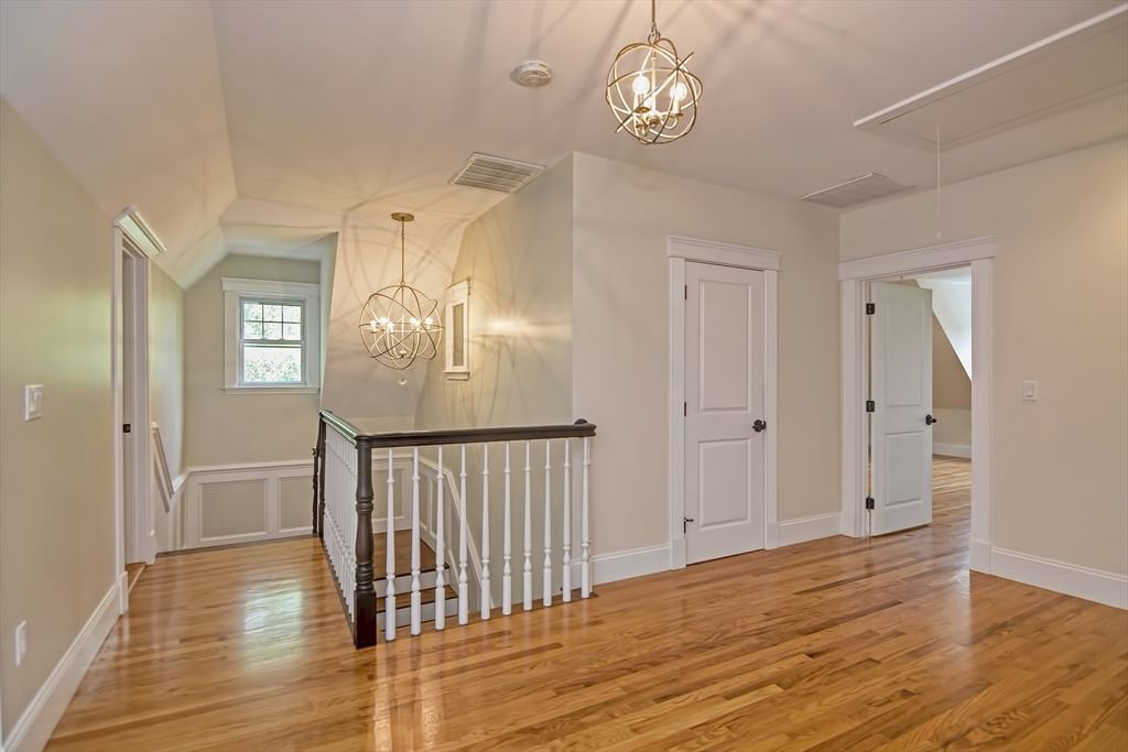91 University Rd #2 Brookline — Photo 6 of 39