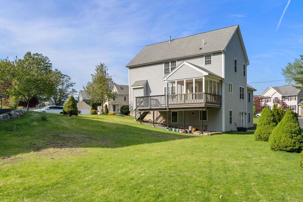 2 Cpl Charles J Mcmahon Dr, Woburn, MA Photo #35