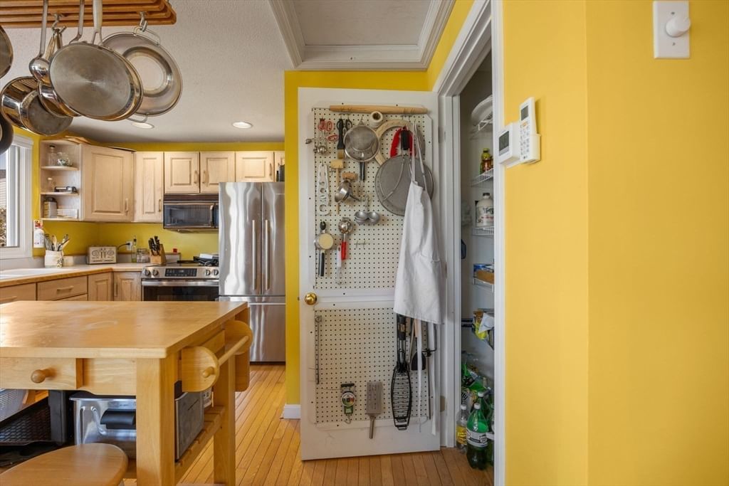 45 Almy Ave Sandwich — Photo 18 of 38