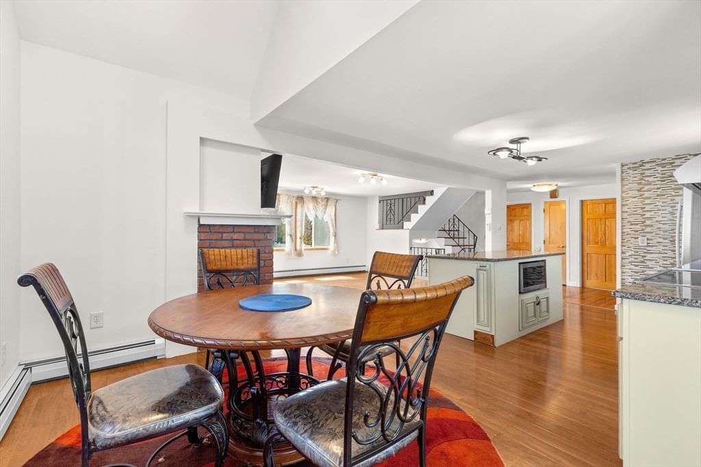6 Sylvan Way Yarmouth — Photo 14 of 40