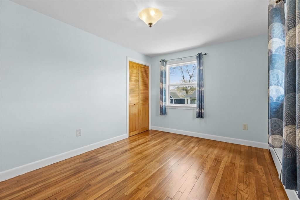 6 Sylvan Way Yarmouth — Photo 23 of 40