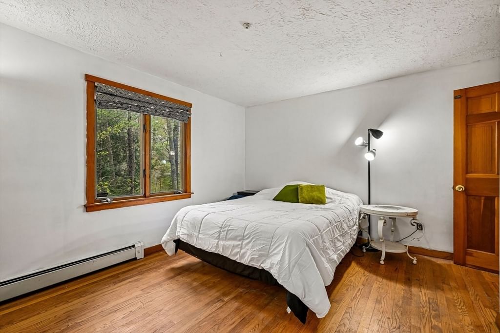 157 Robinson Rd, Oakham, MA 01068 photo 4