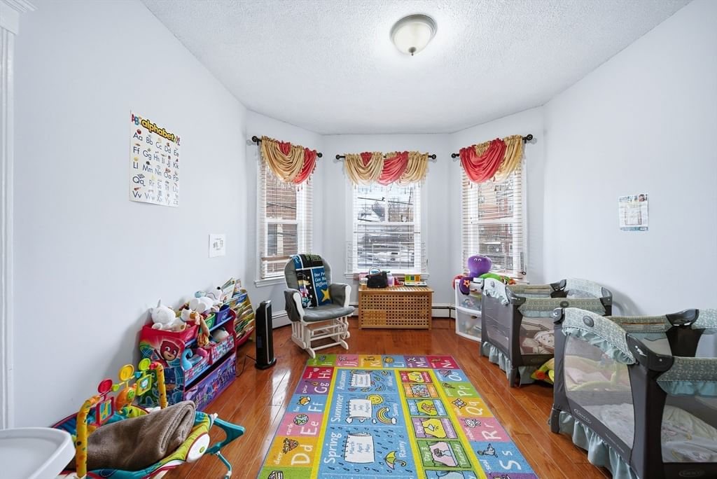 100 Nightingale St, Boston, MA Photo #12