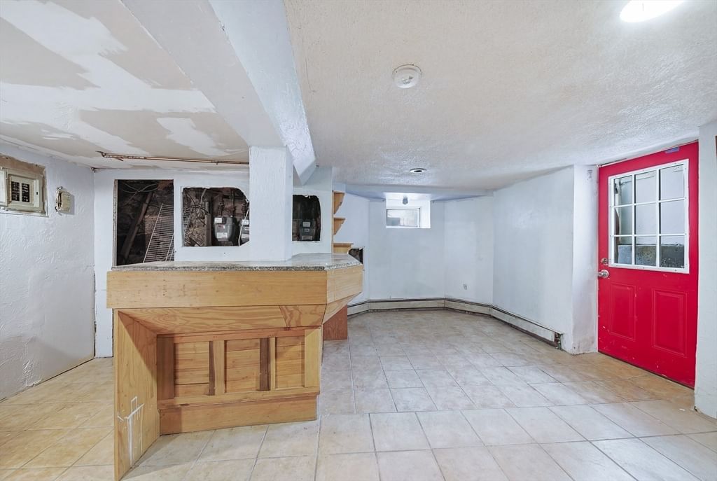 100 Nightingale St, Boston, MA Photo #27