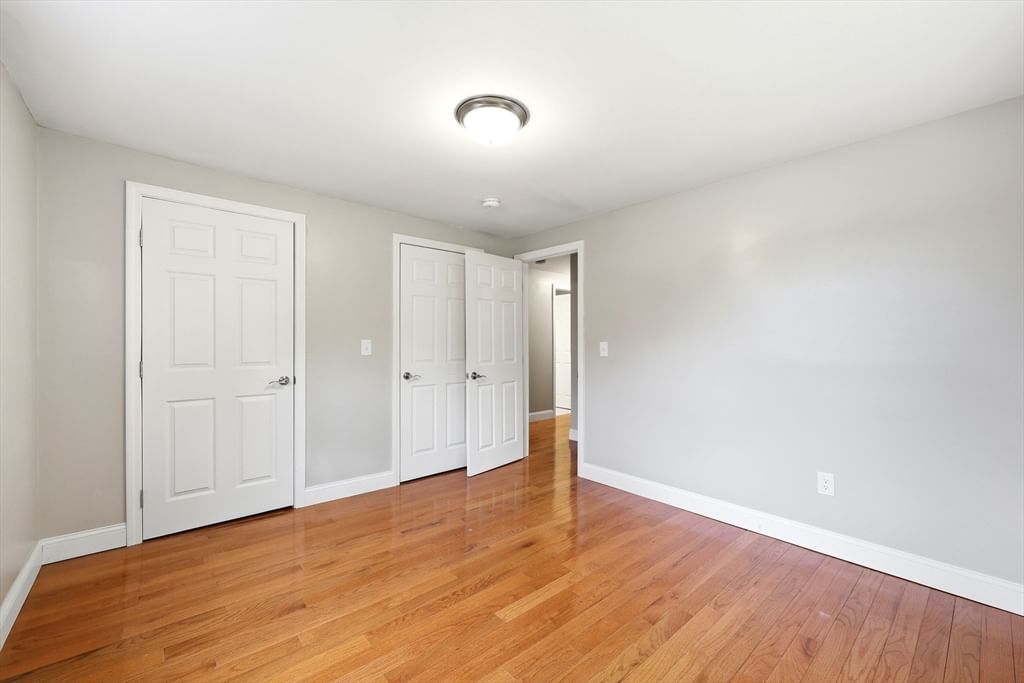 1185 Bay Road Amherst — Photo 18 of 38
