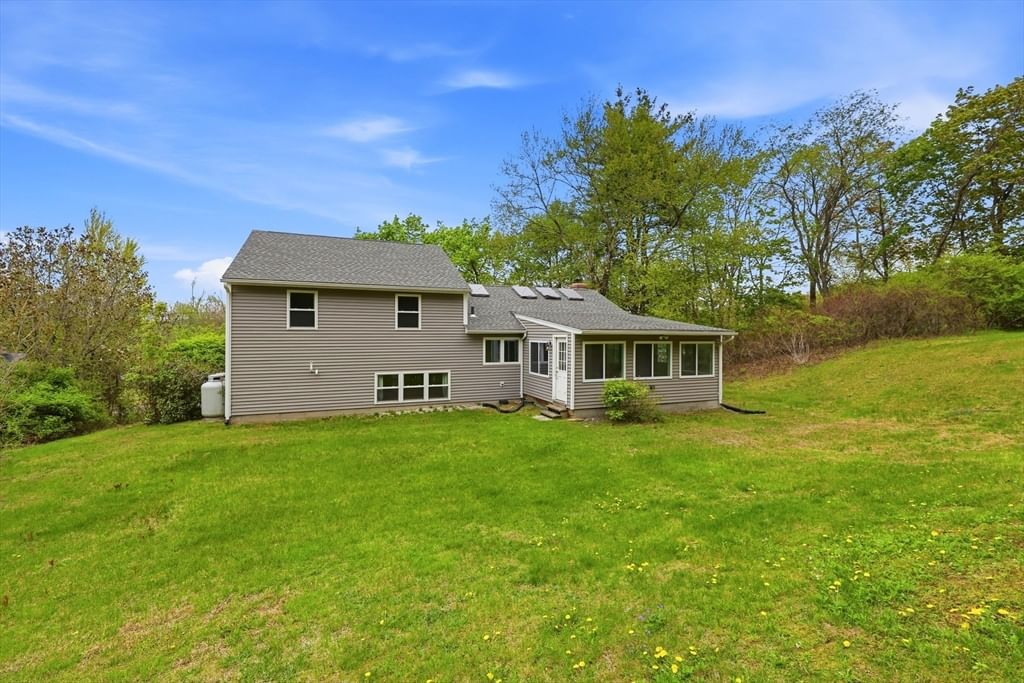 1185 Bay Road Amherst — Photo 36 of 38