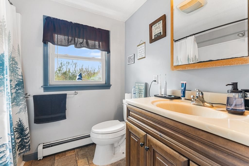 95 Willis Rd, Phillipston, MA 01331 photo 4