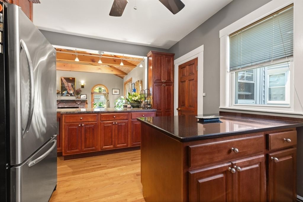42 Freeman Ave, Everett, MA Photo #15