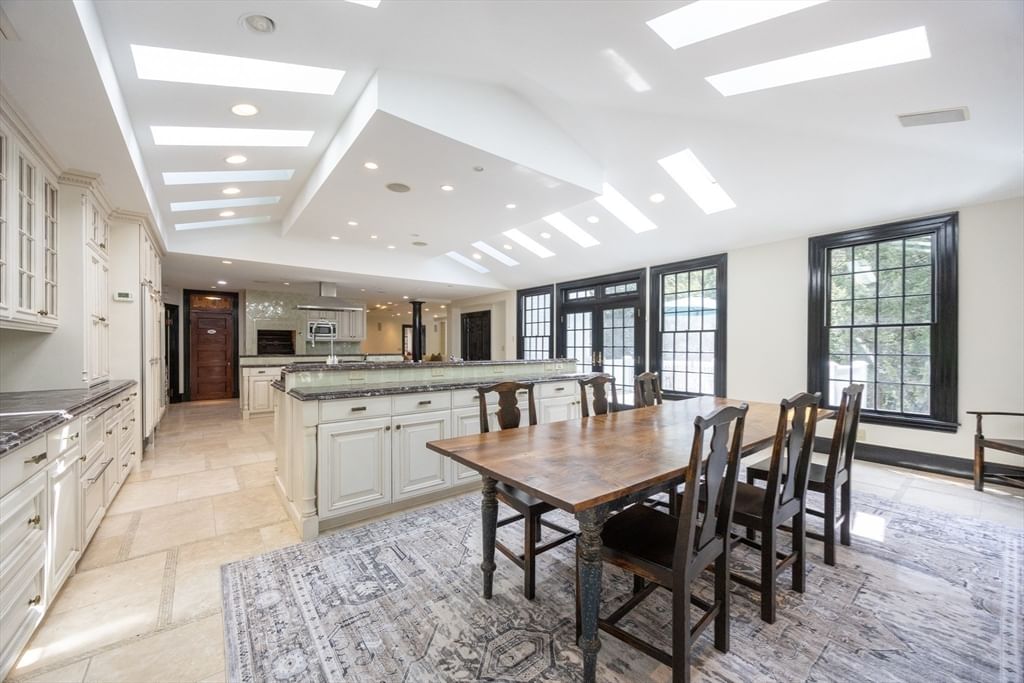 55 Parkwood Drive Milton — Photo 17 of 41