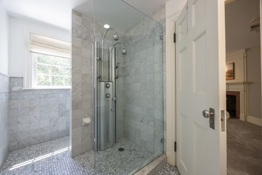 55 Parkwood Drive Milton — Photo 20 of 41