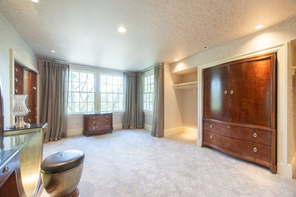 55 Parkwood Drive Milton — Photo 22 of 41